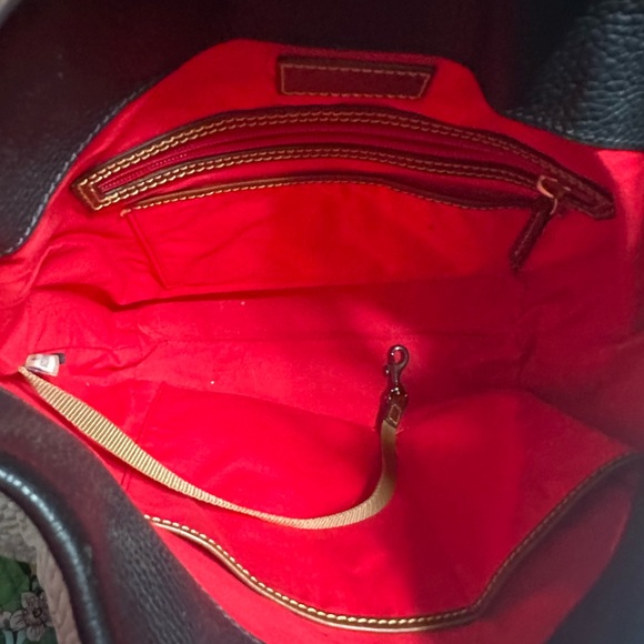 Dooney & Bourke black & brown leather shoulder bag with gold “C” ring/clasp. - Picture 8 of 13